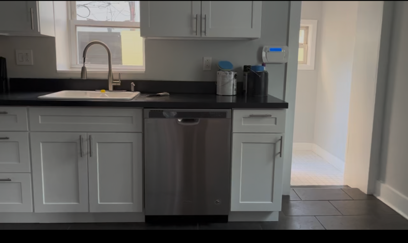 1651 S Camac St - Photo 2 of 6