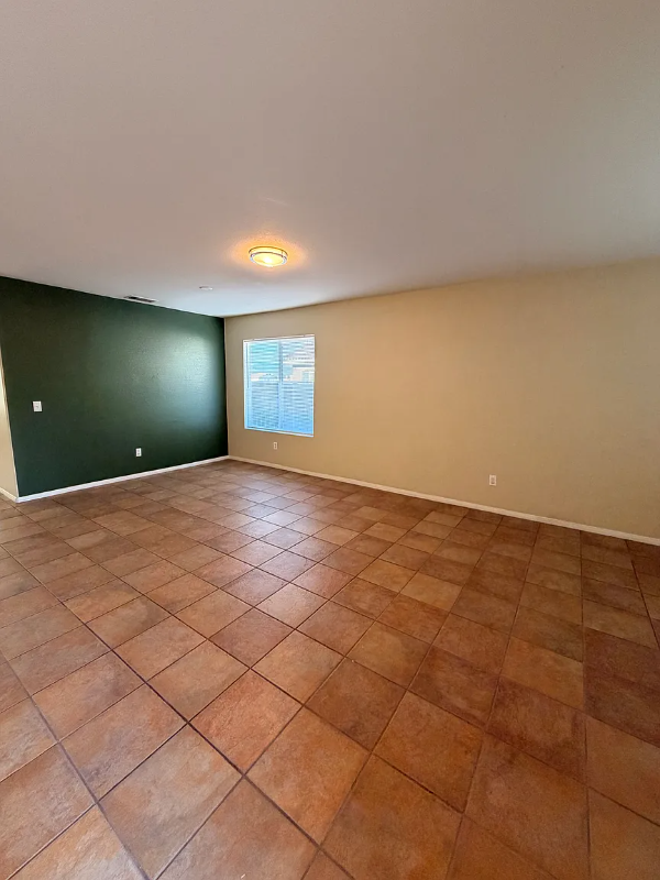 15309 La Palma Way - Photo 3 of 19