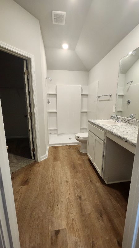 4011 Mckenzie Dr Sw - Photo 3 of 8