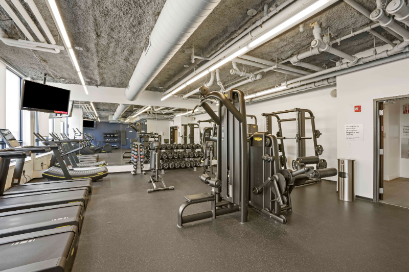 729 W Adams St - Photo 7 of 14