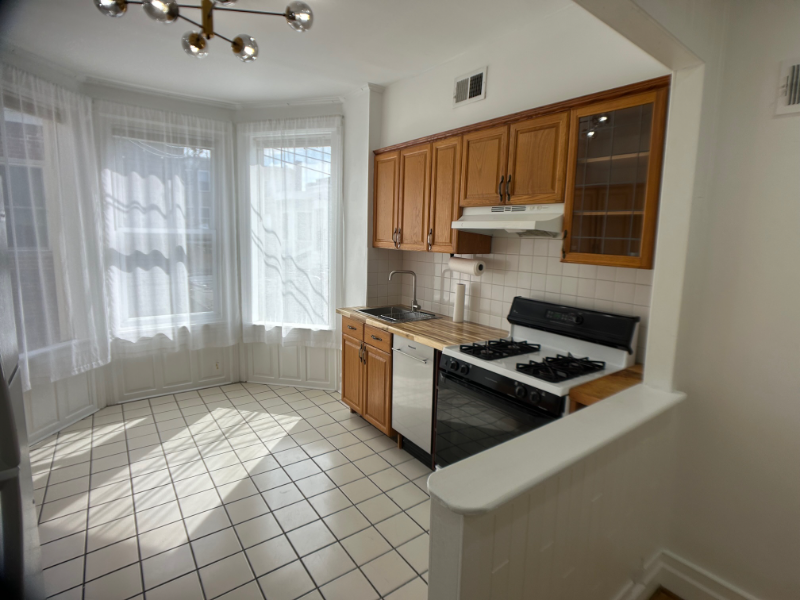 855 N 23rd St #2 - Photo 4 of 13