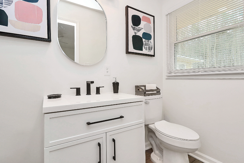 8025 Wilson Woods Dr - Photo 5 of 18