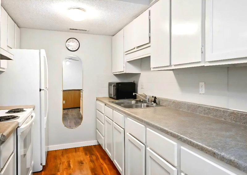 3032 Sw Lydia Ave #103 - Photo 3 of 13