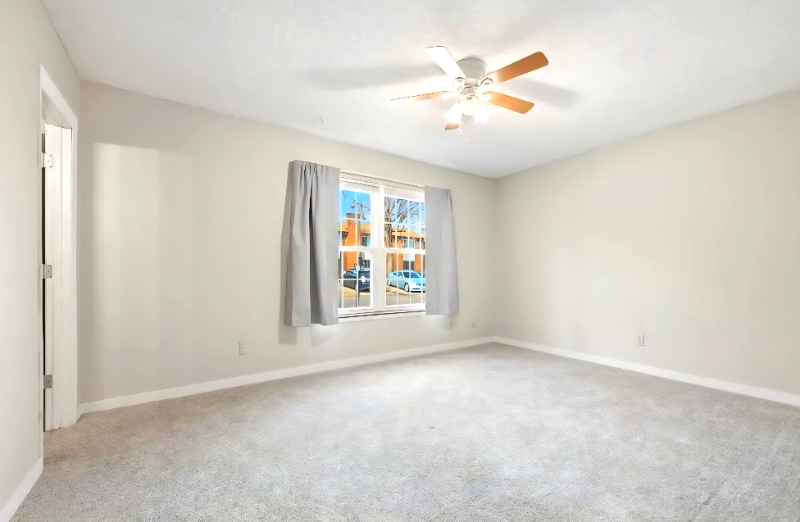 3032 Sw Lydia Ave #103 - Photo 7 of 13