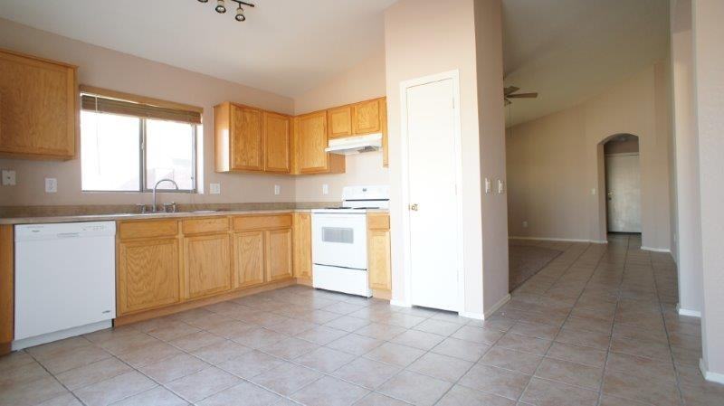 6614 E Lush Vista Vw #1 - Photo 3 of 11