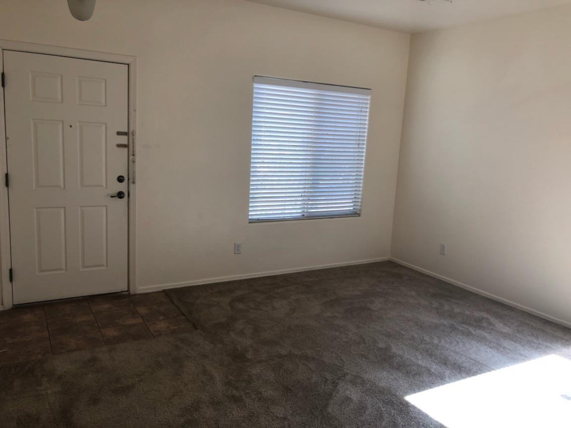 811 W Spruell Ave #1 - Photo 2 of 10