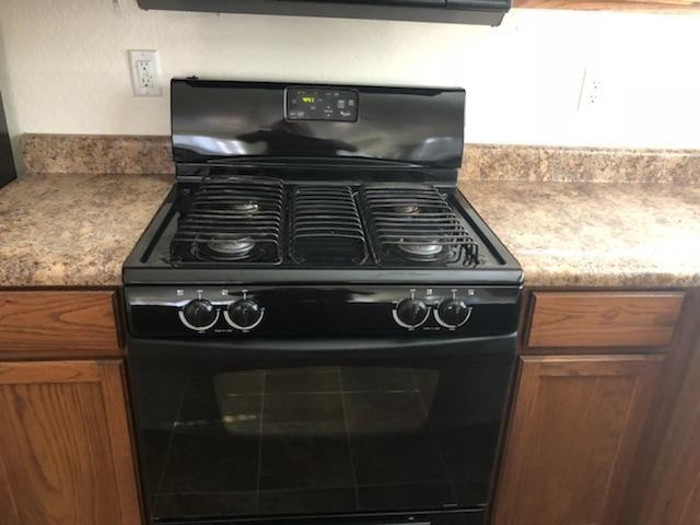 811 W Spruell Ave #1 - Photo 6 of 10