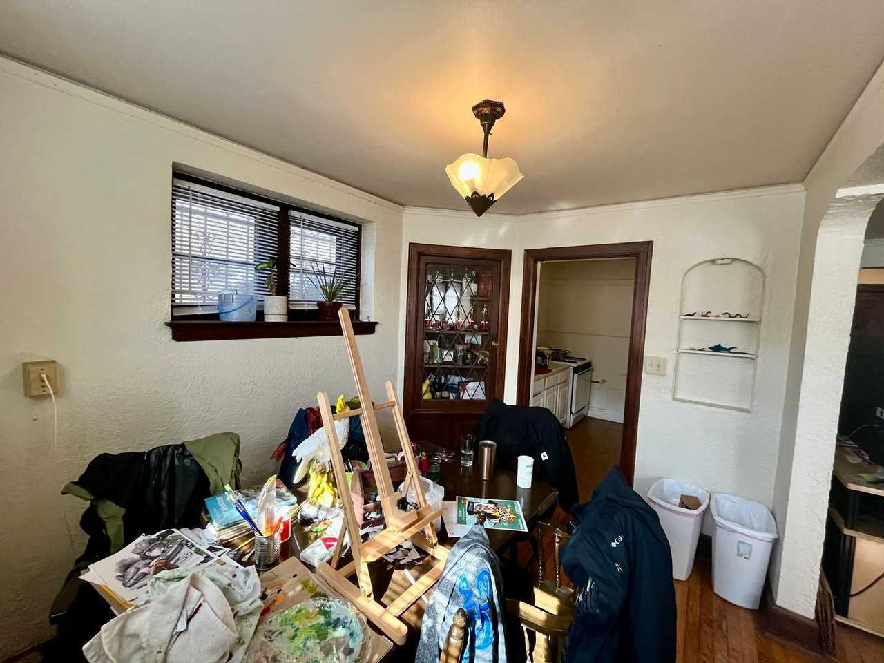 1428 E Capitol Drive - Photo 4 of 12