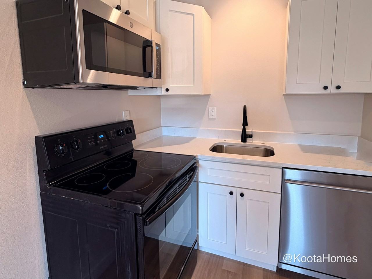 1215 Skagit Street, Unit Studio - Photo 5 of 12