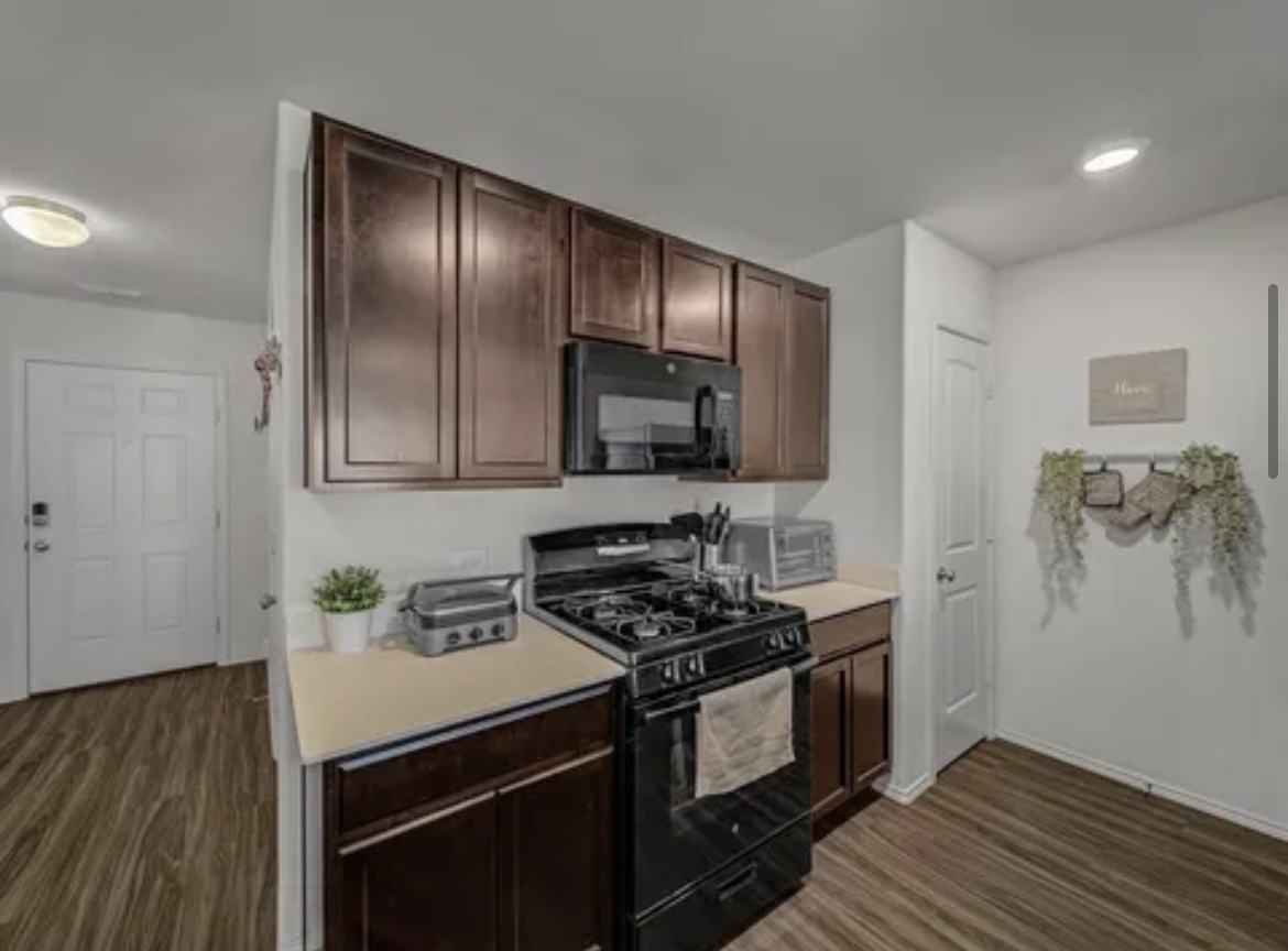 5689 Mcclelland St #NA - Photo 6 of 16