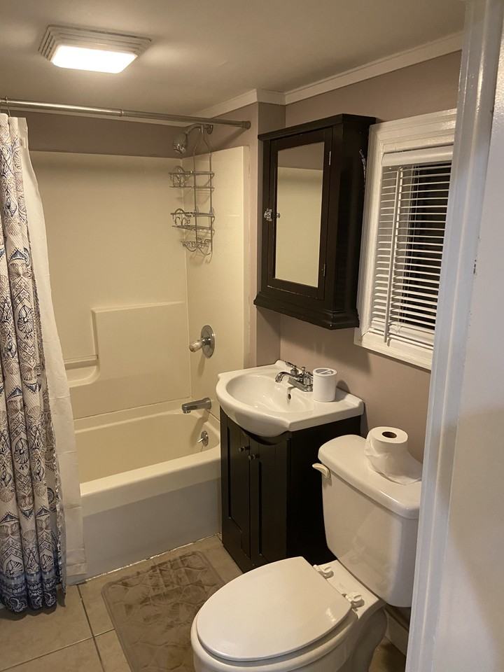 1611 Electric St #2ndFL - Photo 5 of 19