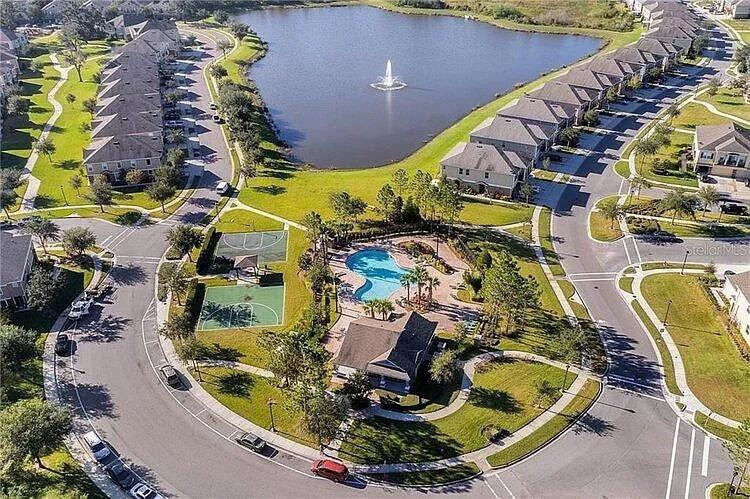 1632 Scarlet Oak Loop #C - Photo 2 of 2