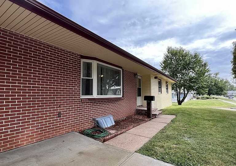 2509 Washington St #NA - Photo 3 of 33