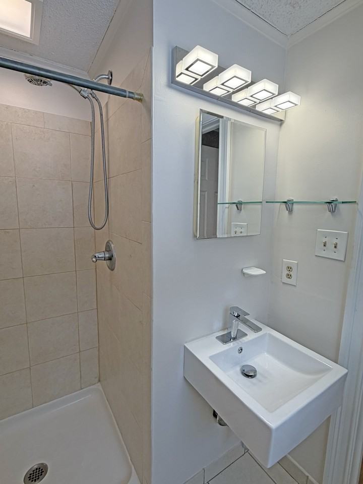 19 Crosmour Rd #NA - Photo 7 of 15