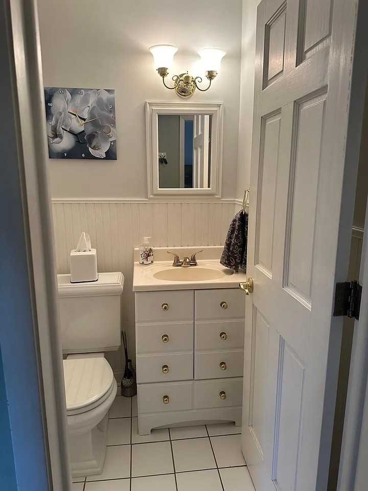 1215 Everett St S #NA - Photo 7 of 14