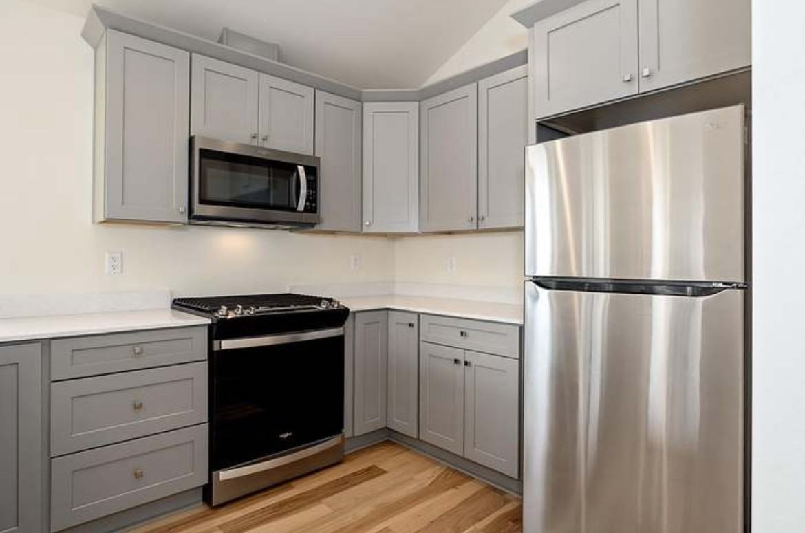 306 E Rapp Rd #NA - Photo 5 of 18