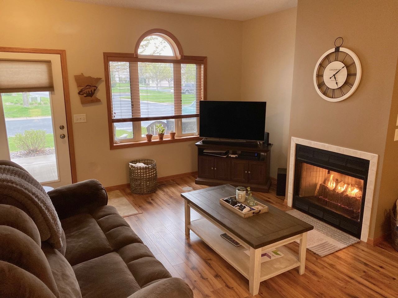 1114 Crystal Pl W #1114 - Photo 3 of 20