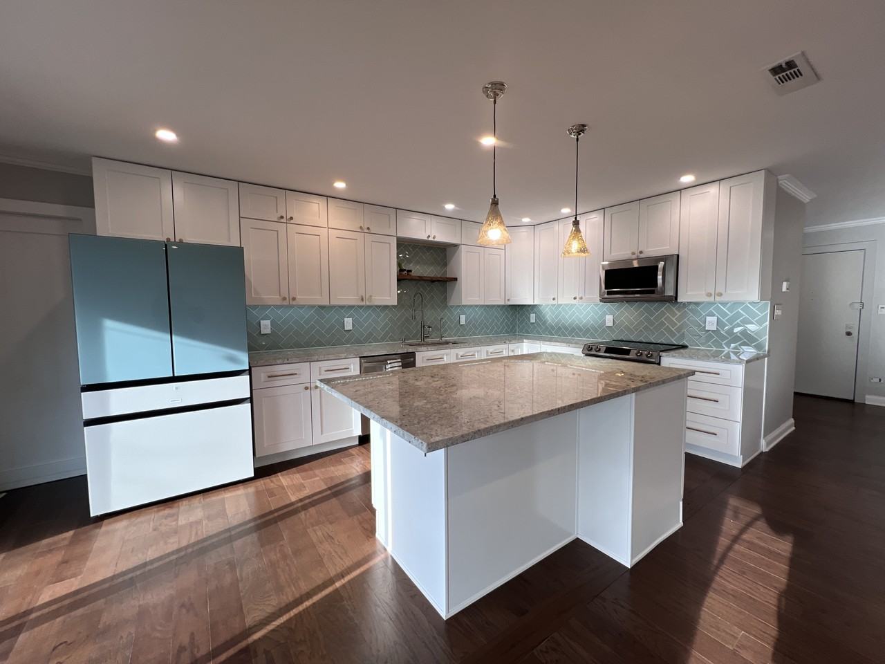 9242 Gross Point Rd #405 - Photo 3 of 18