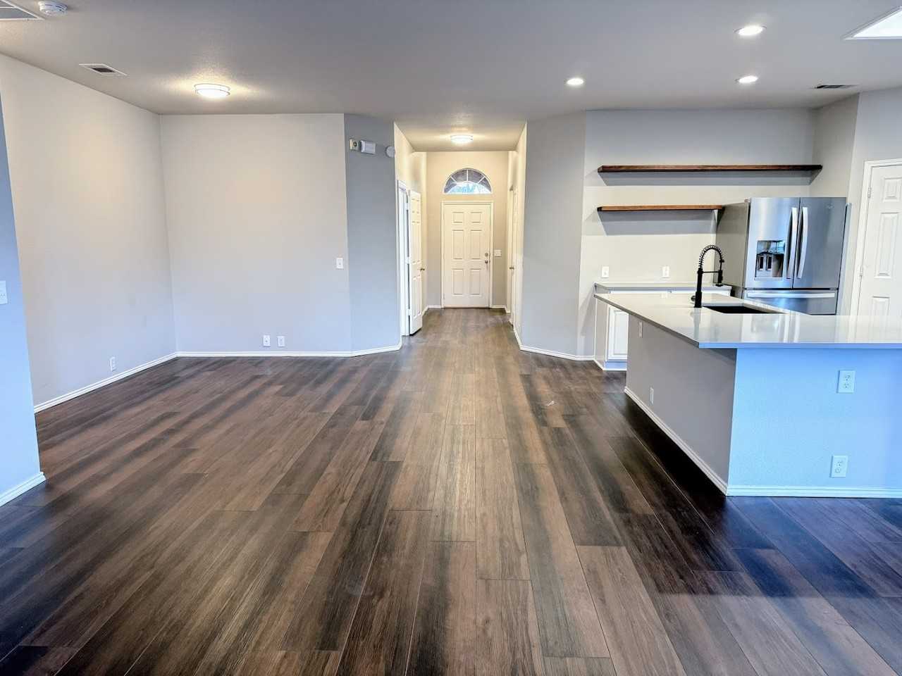 2501 Nueces Cv #NA - Photo 4 of 10