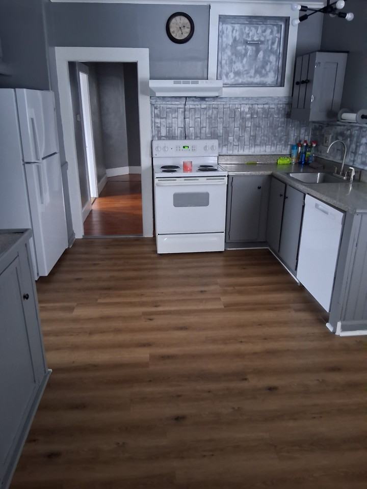 71 Main St #2ndFL - Photo 5 of 11