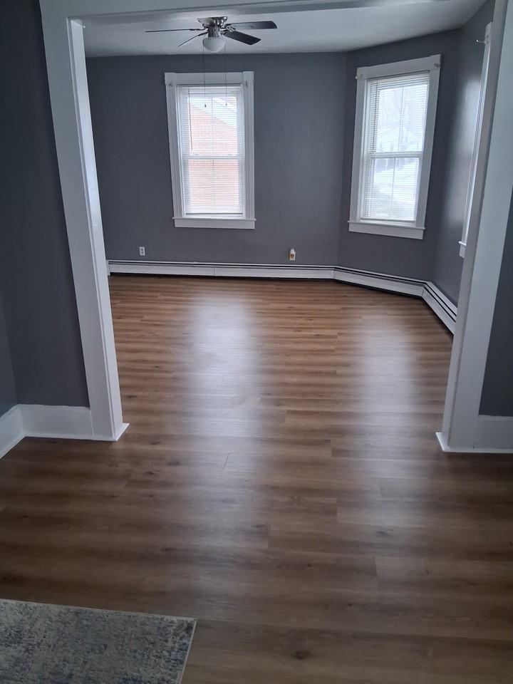 71 Main St #2ndFL - Photo 7 of 11