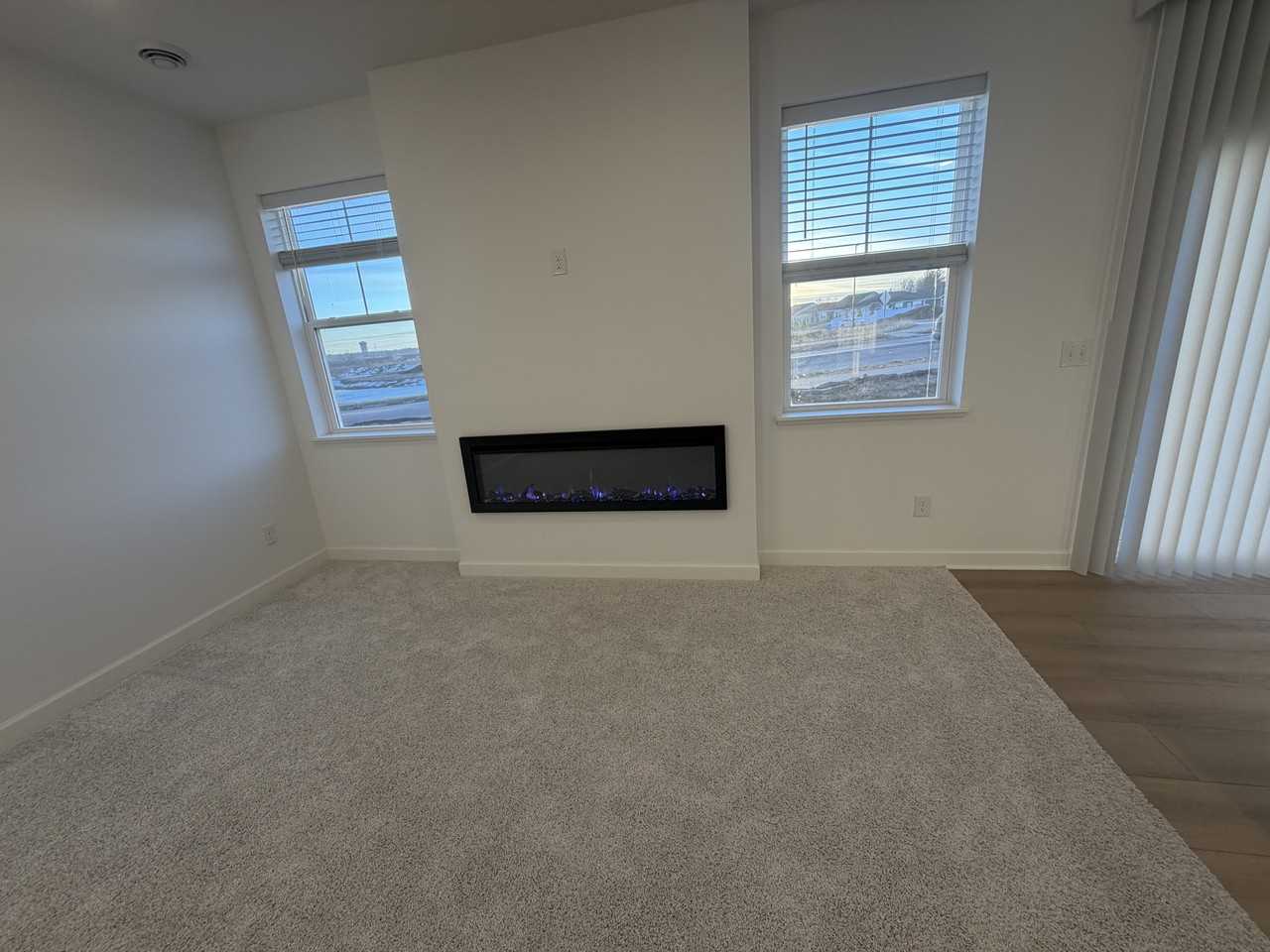 10545 Harbor Ln N #10545 - Photo 7 of 17