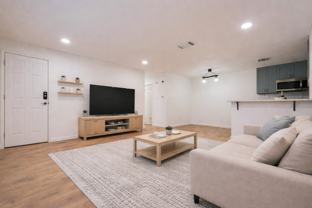 1815 Gracy Farms Ln #NA - Photo 1 of 1