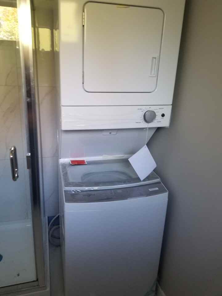 7354 Dunvegan Crt #7354 - Photo 2 of 16