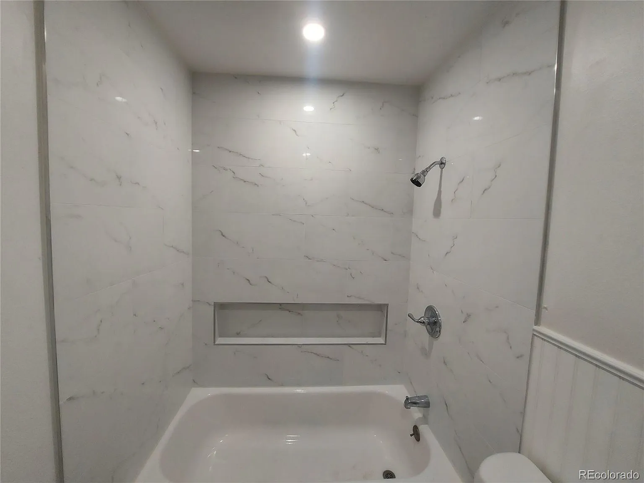 5657 S Lowell Blvd #NA - Photo 5 of 21