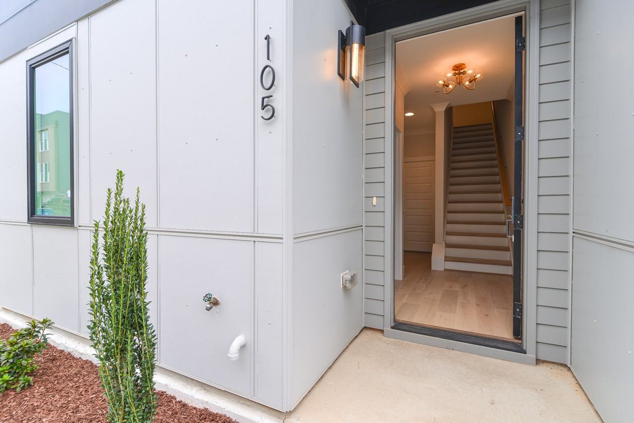 5 Seawell Ave #105 - Photo 2 of 38