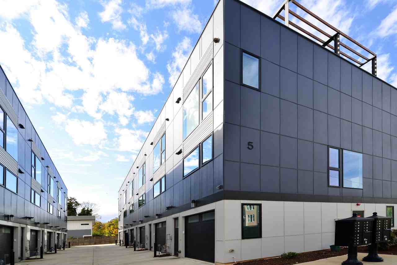 5 Seawell Ave #105 - Photo 5 of 38