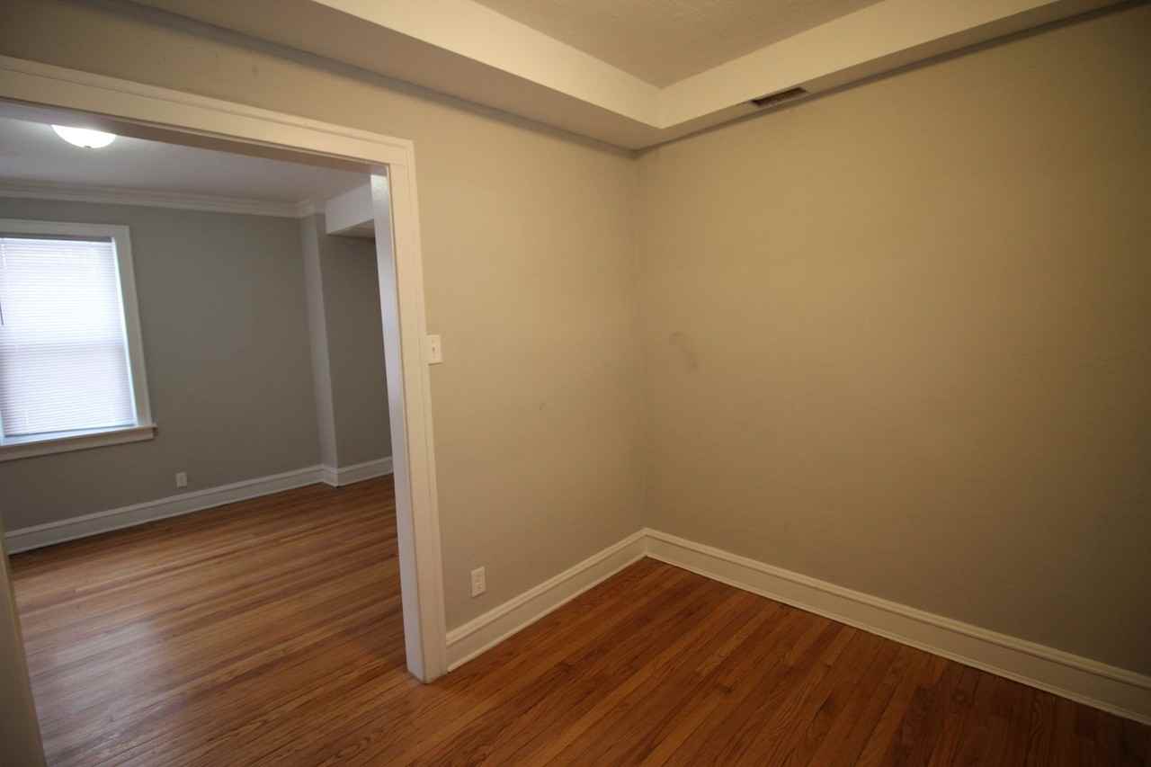 4950 W Berteau Ave #1 - Photo 4 of 8