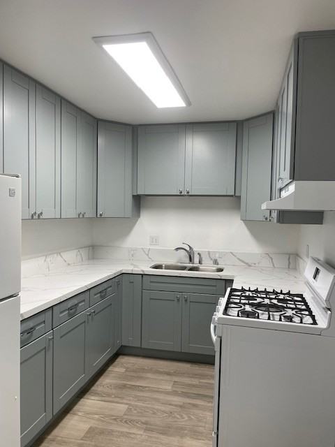 1205 S Nevada St #2 - Photo 3 of 22