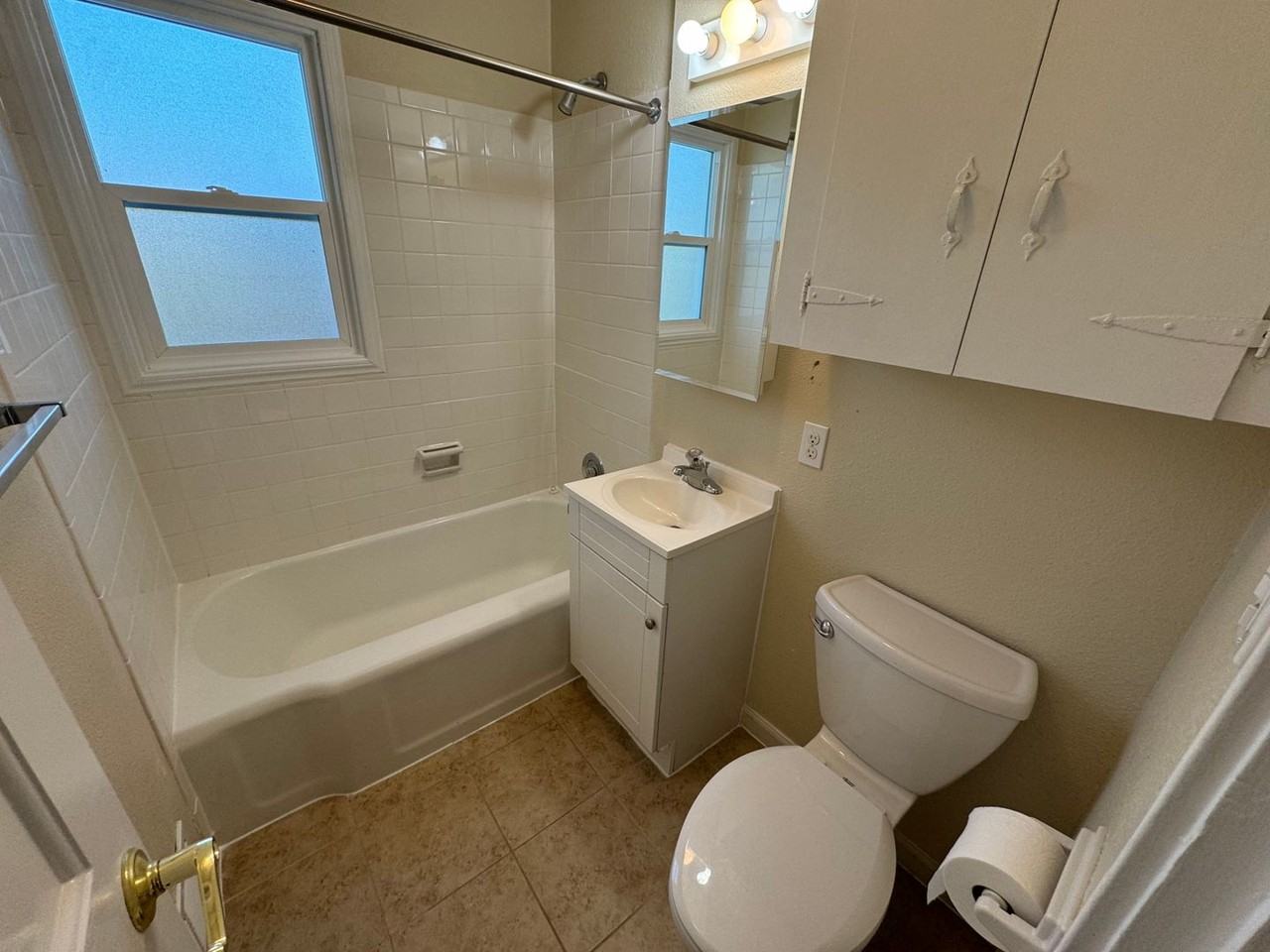 6447 S Louthan St - Photo 7 of 20