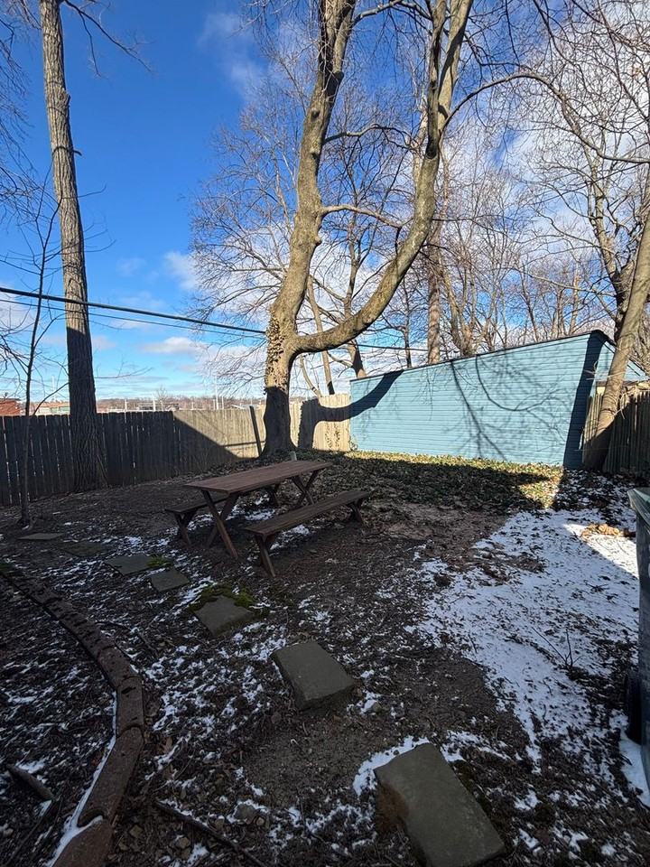 1741 Middlehurst Rd - Photo 2 of 11