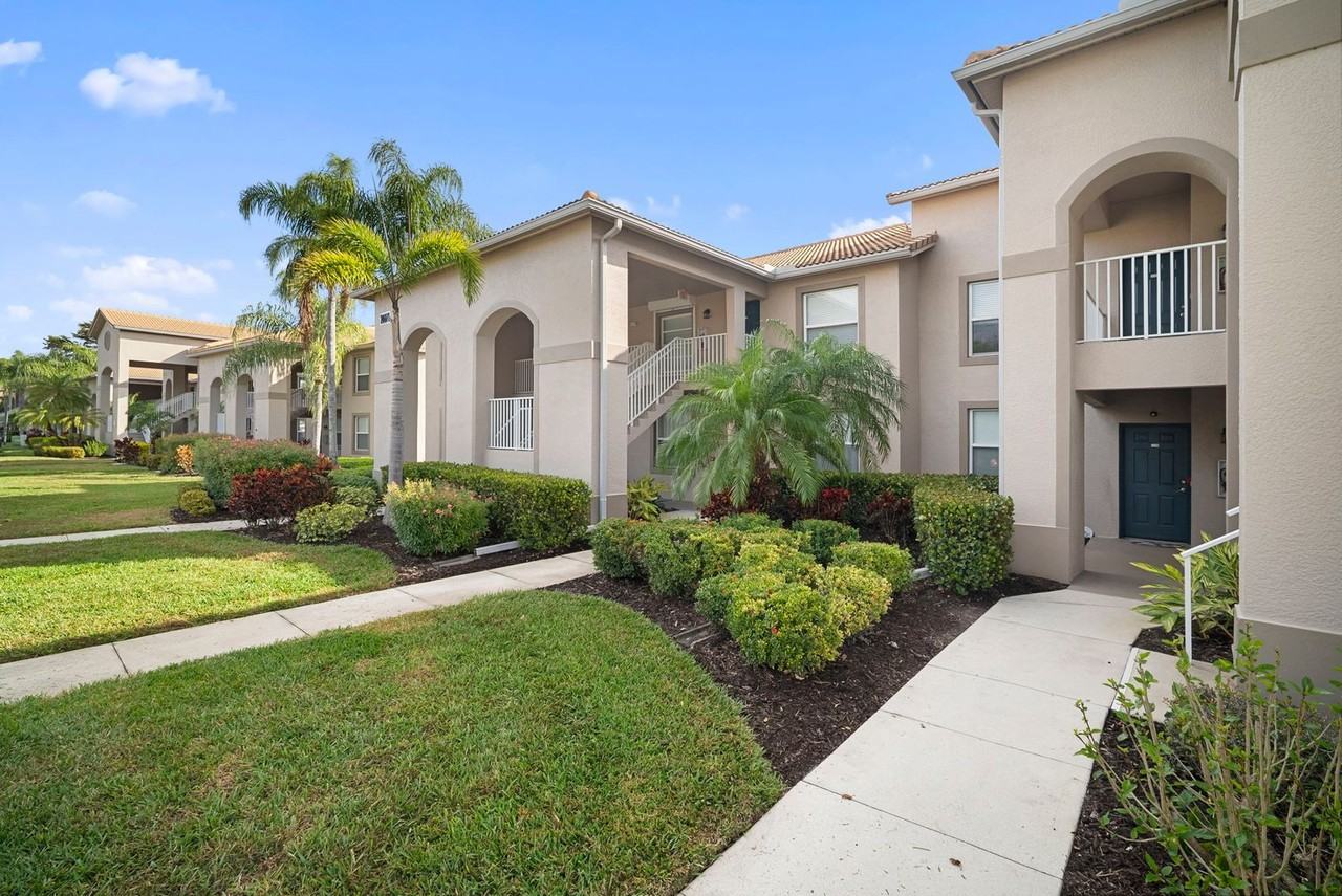 20071 Barletta Ln #2721 - Photo 4 of 28