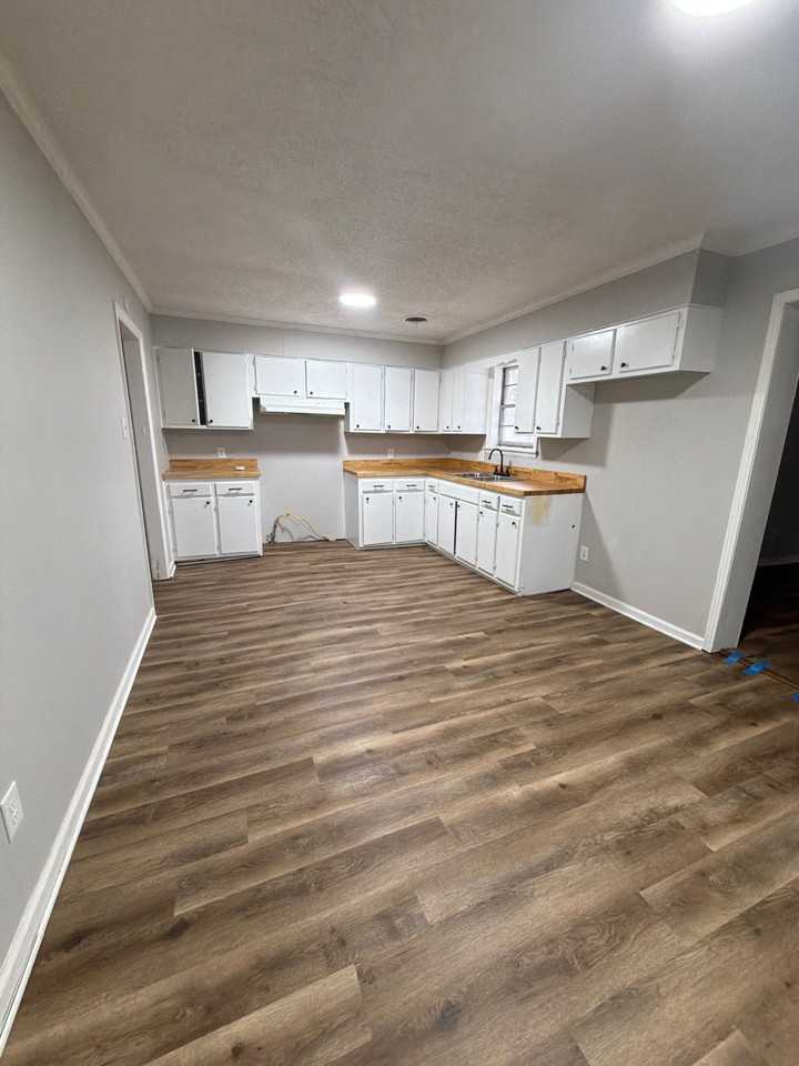 163 Tisdale St #1 - Photo 3 of 10