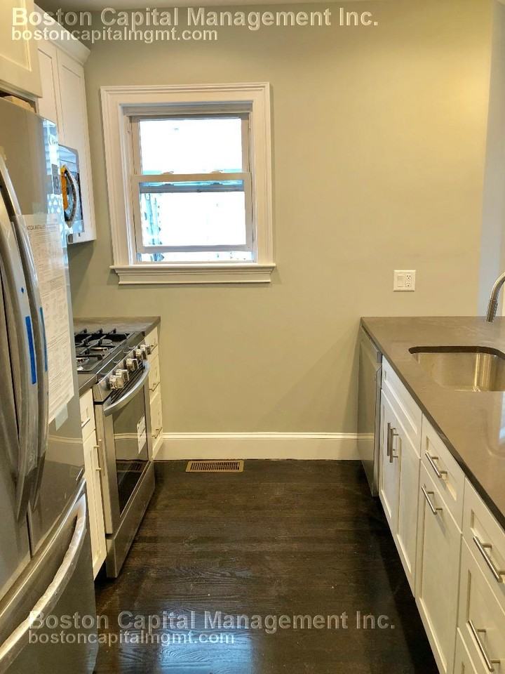 91 Grant St #1 - Photo 4 of 10