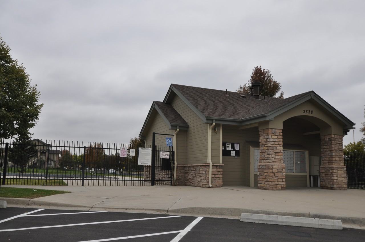 2848 W Centennial Dr #1 - Photo 3 of 25