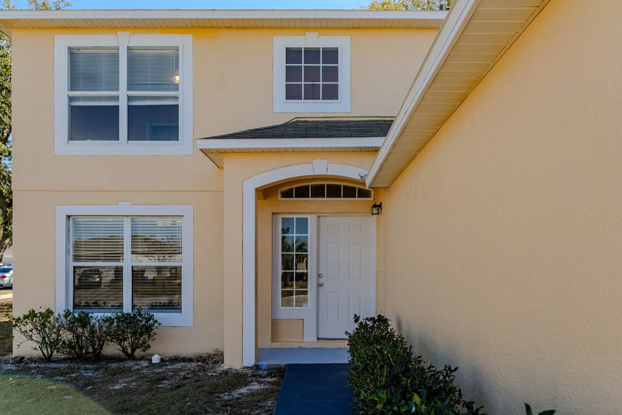 274 Curtis Ave #1 - Photo 4 of 45