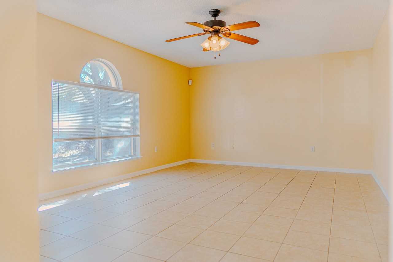 274 Curtis Ave #1 - Photo 7 of 45