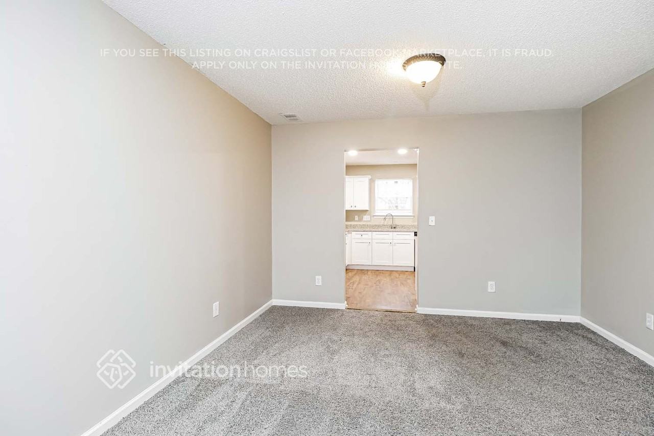 1262 Winding Path Rd - Photo 6 of 18