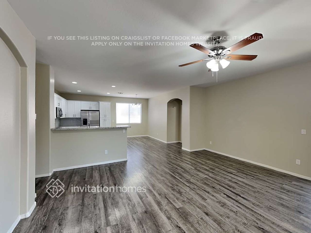 12552 W Estero Ln - Photo 4 of 18