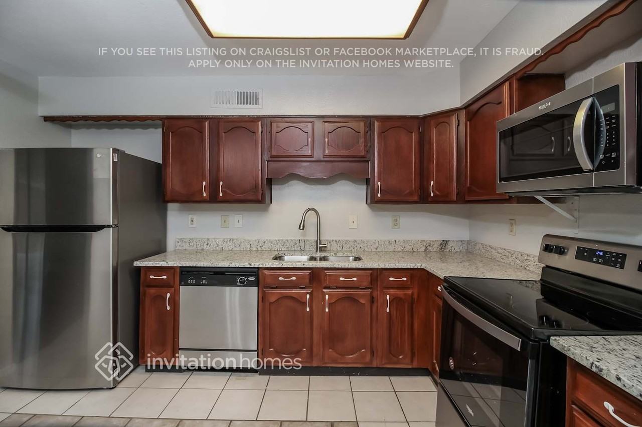 1325 Clearview Dr - Photo 7 of 16