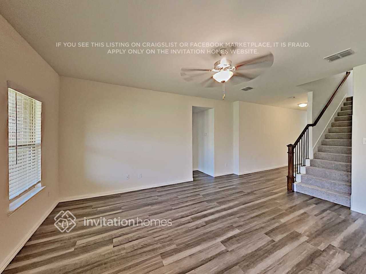 1341 Rembrandt Dr - Photo 4 of 22