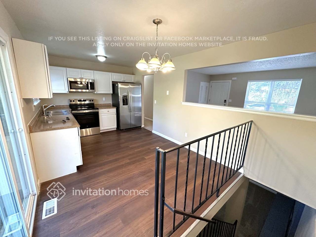 9954 Columbine St - Photo 4 of 16