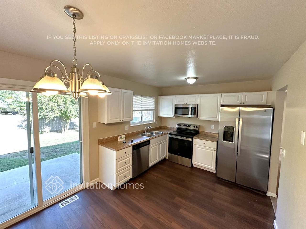 9954 Columbine St - Photo 5 of 16