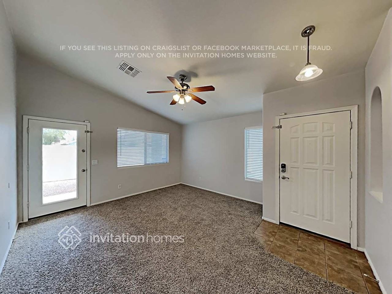 838 E Mountain View Rd - Photo 3 of 16