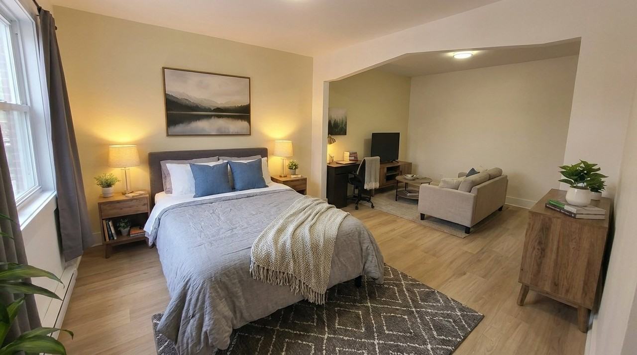 2347 Av Lalonde - Photo 2 of 6