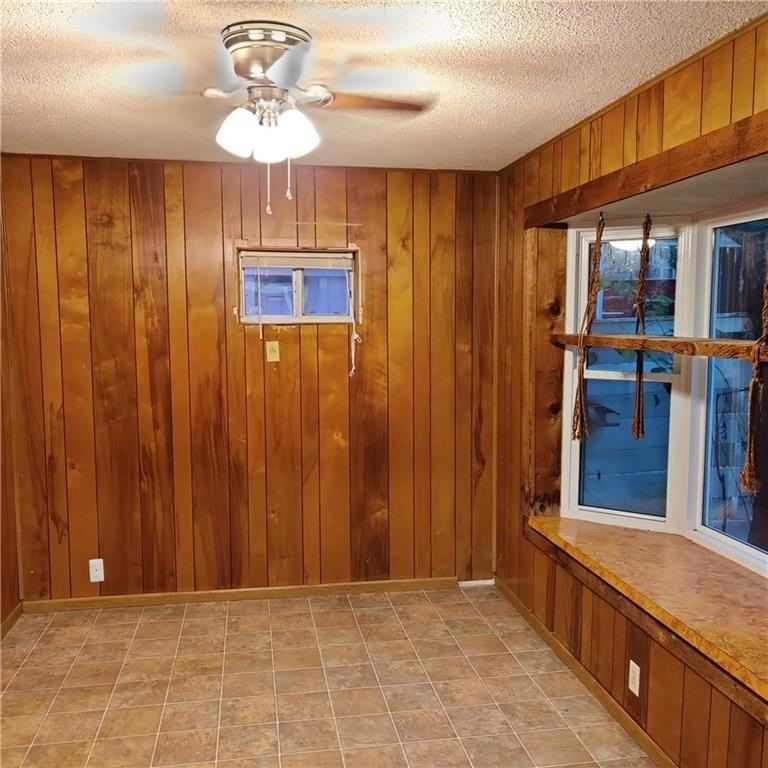 1351 N Stephens Ave - Photo 5 of 17